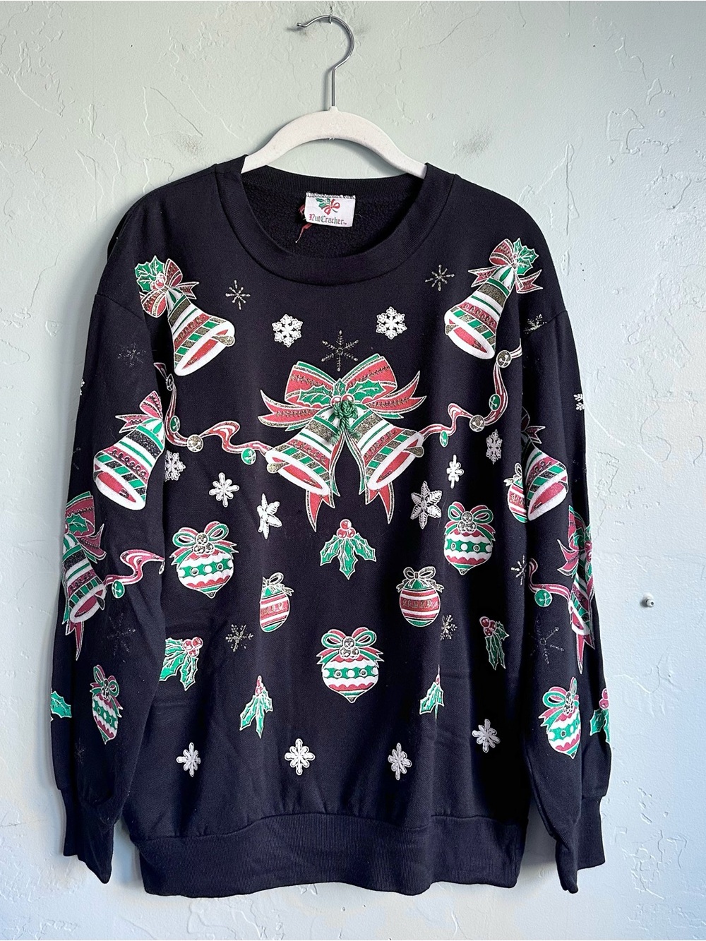 Vintage Holiday Bell Christmas Ornament Puff Print Sweatshirt Med. Cottagecore